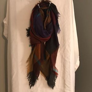 Lightweight blanket scarf
